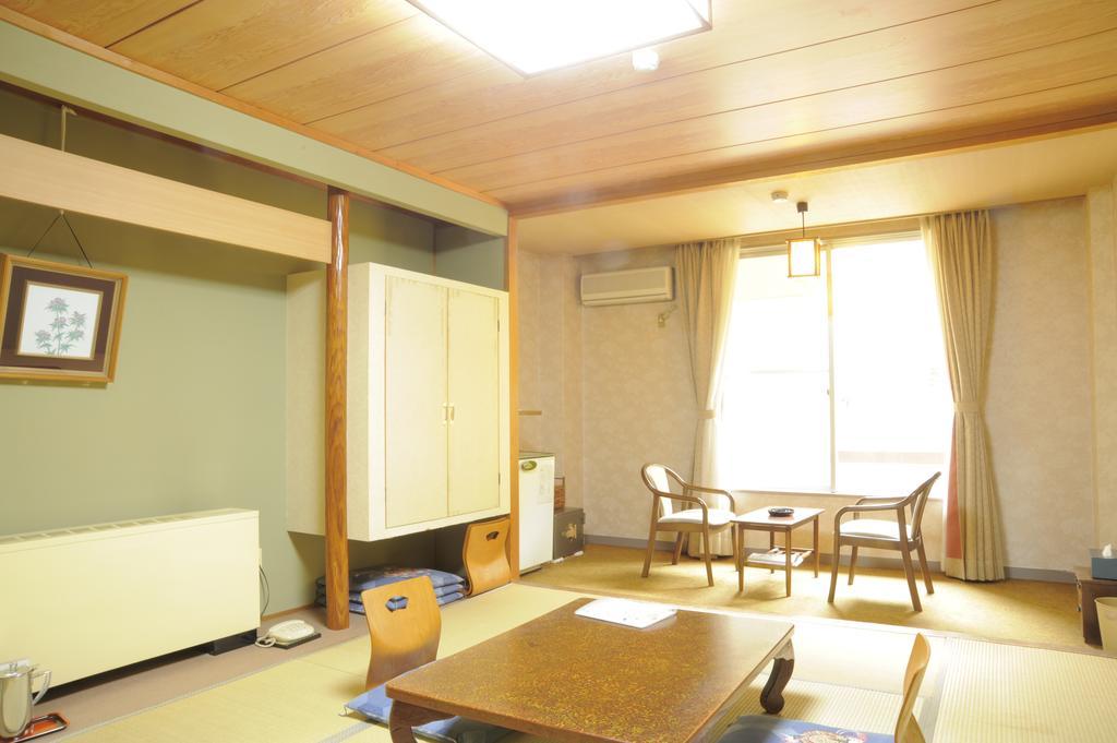 ホテルTakizawakan 前橋市 エクステリア 写真
